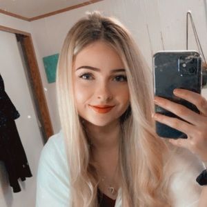 Meet your Posher, Jayde